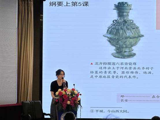 文本
低可信度描述已自动生成