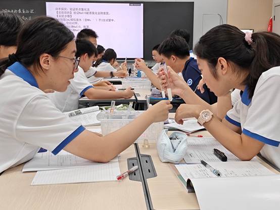 文本
AI 生成的内容可能不正确。