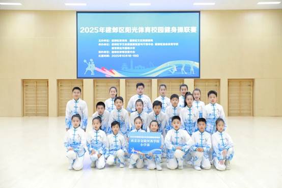 图形用户界面
AI 生成的内容可能不正确。