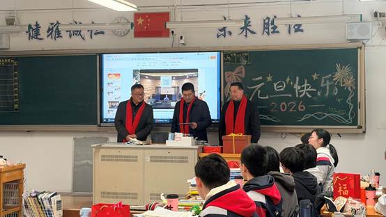 �����ڷ�����

AI ���ɵ����ݿ��ܲ���ȷ��