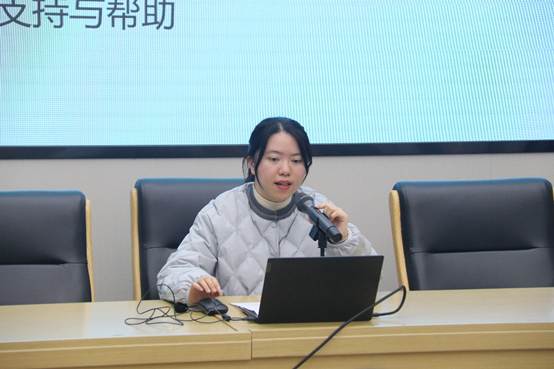 �����Ϸ��űʼǱ�����ǰ����

AI ���ɵ����ݿ��ܲ���ȷ��